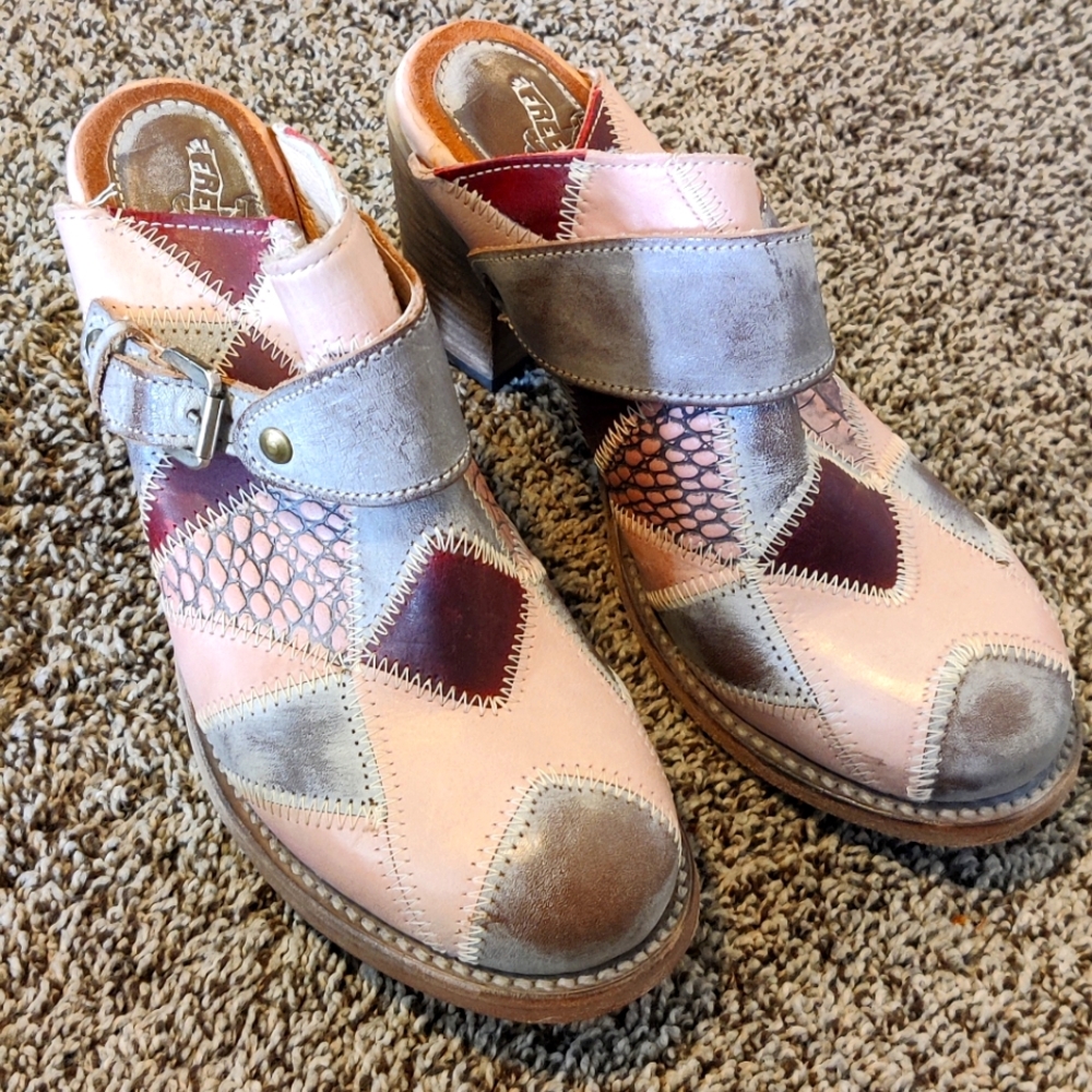Freebird Leather Clogs